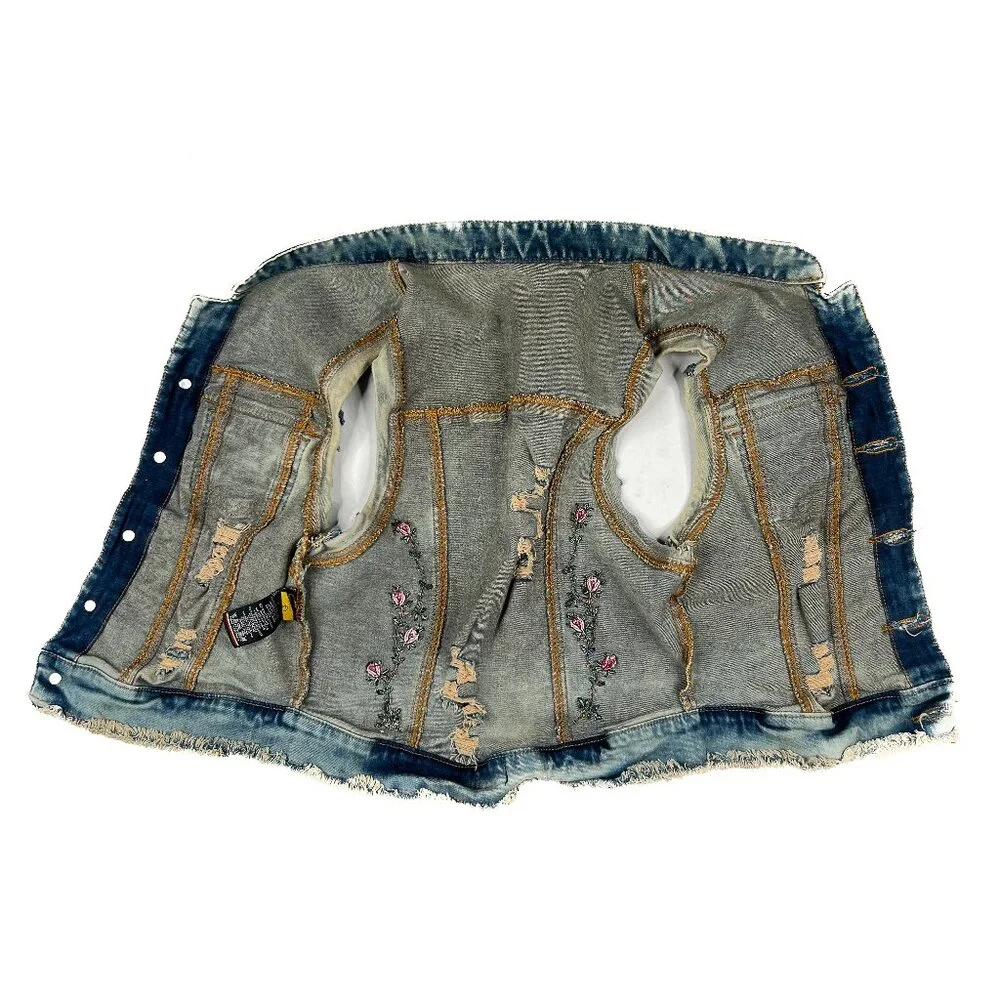 '90s Vintage Acid-Wash‎ Rose Embroidered Destroyed Goth Grunge Denim Vest Size 6